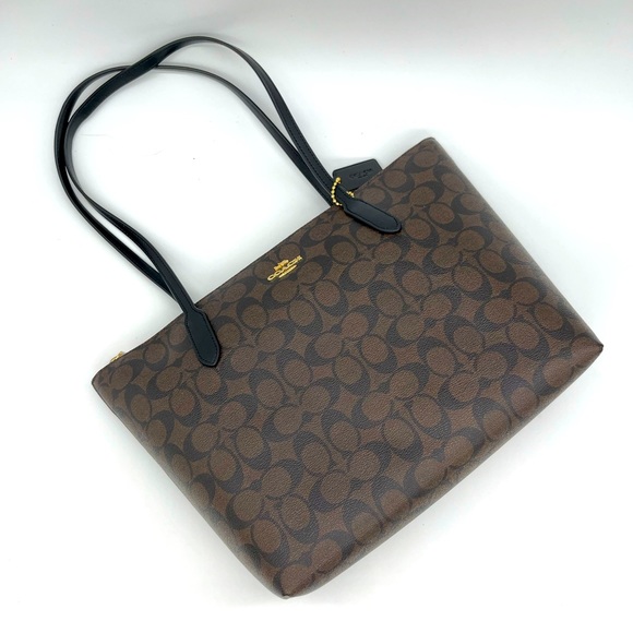 Coach Top Zip Tote in Signature Canvas - Picture 5 of 13